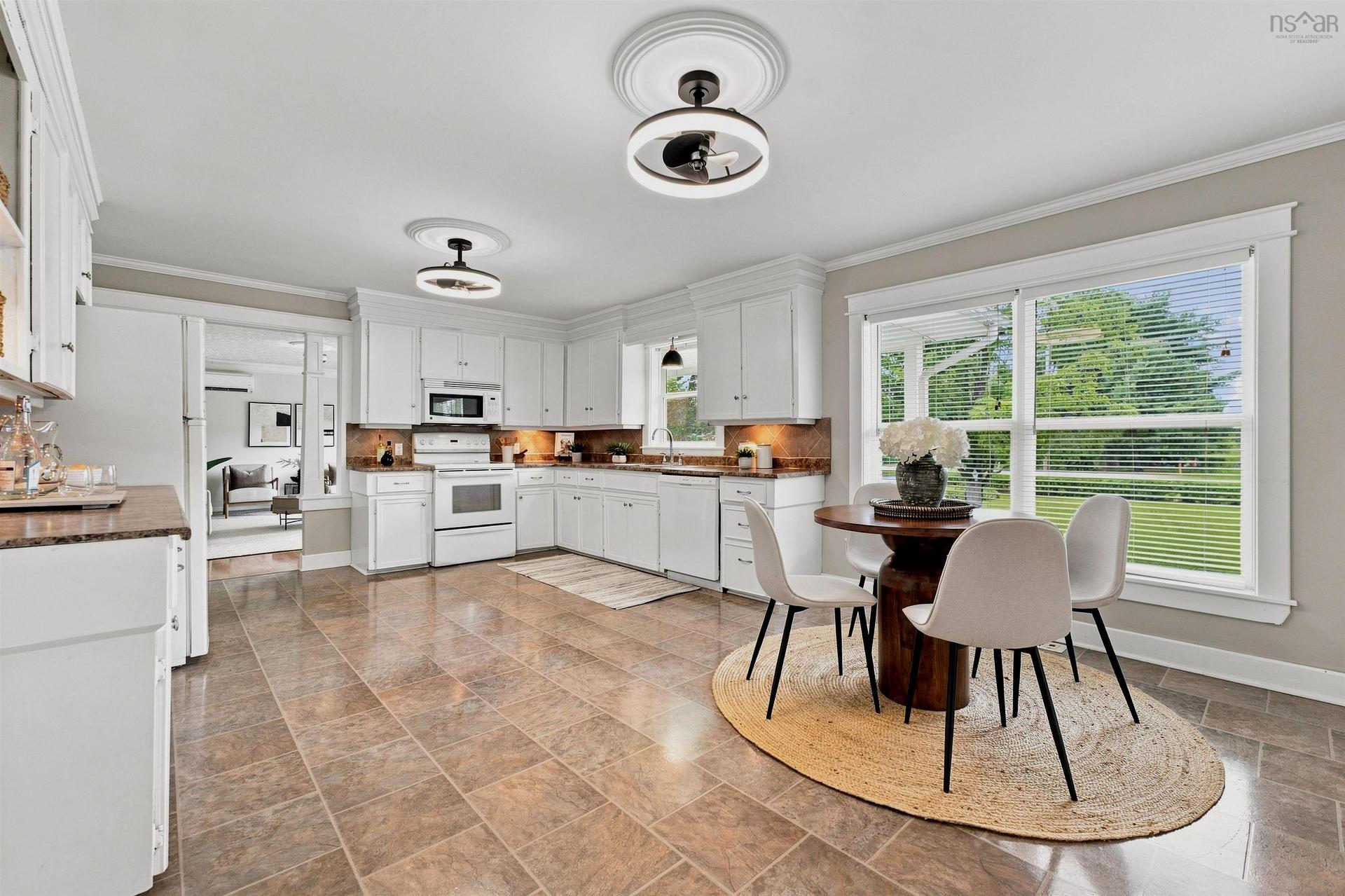 117 Dill Road, Currys Corner, NS - Indoor