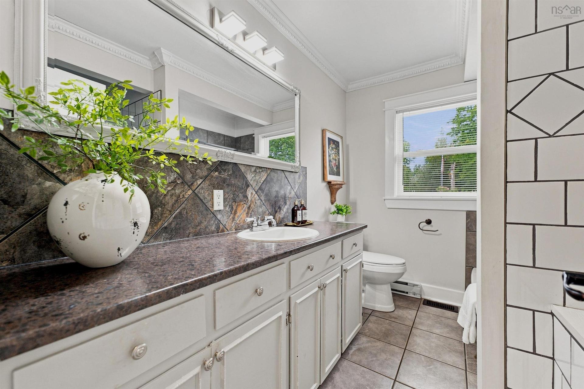 117 Dill Road, Currys Corner, NS - Indoor Photo Showing Bathroom
