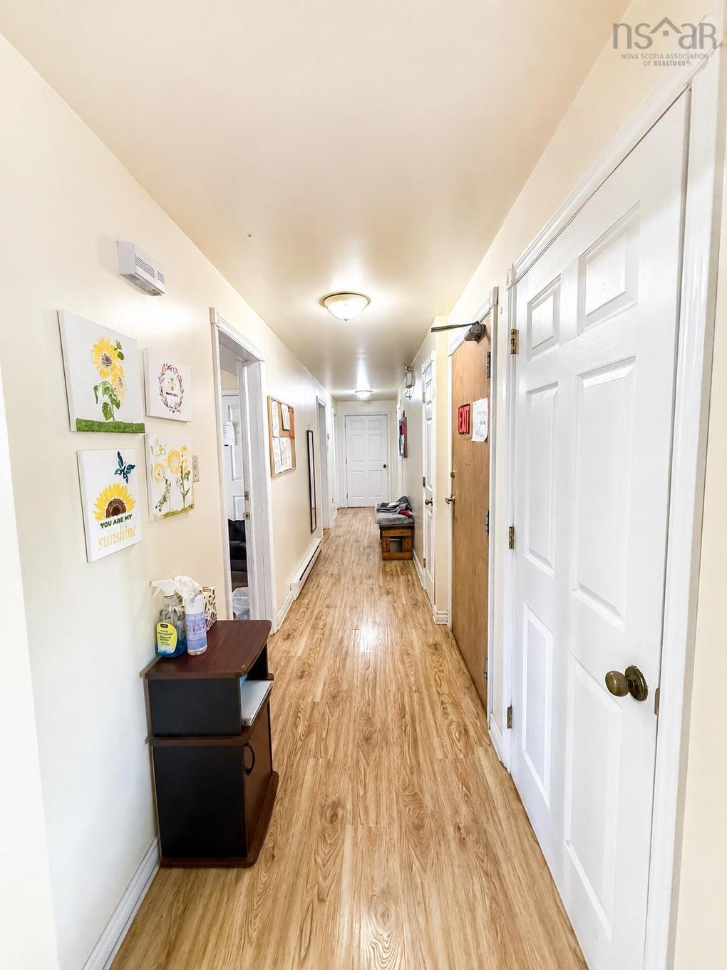 105 Park Street, Truro, NS - Indoor Photo Showing Other Room