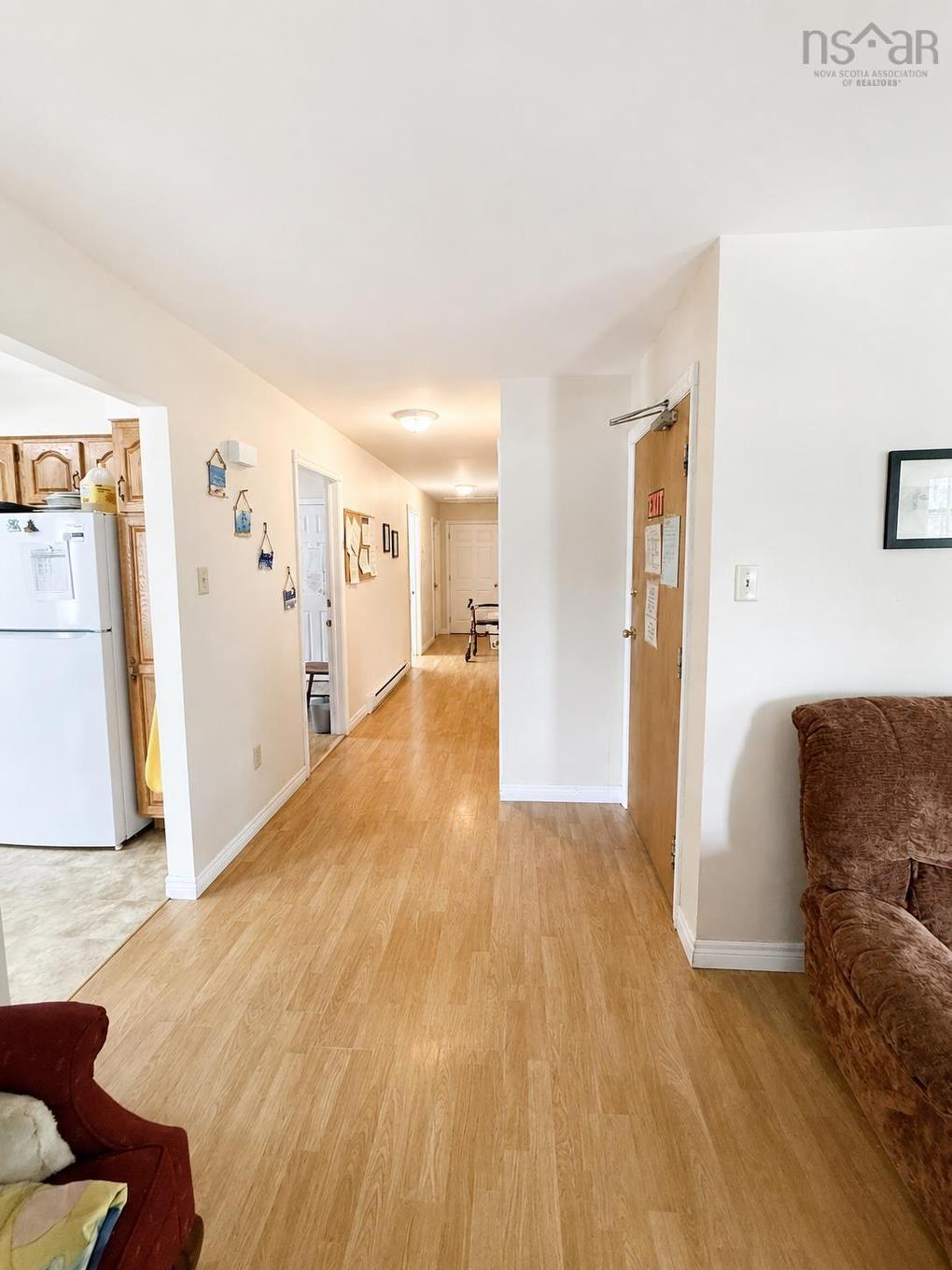 105 Park Street, Truro, NS - Indoor Photo Showing Other Room