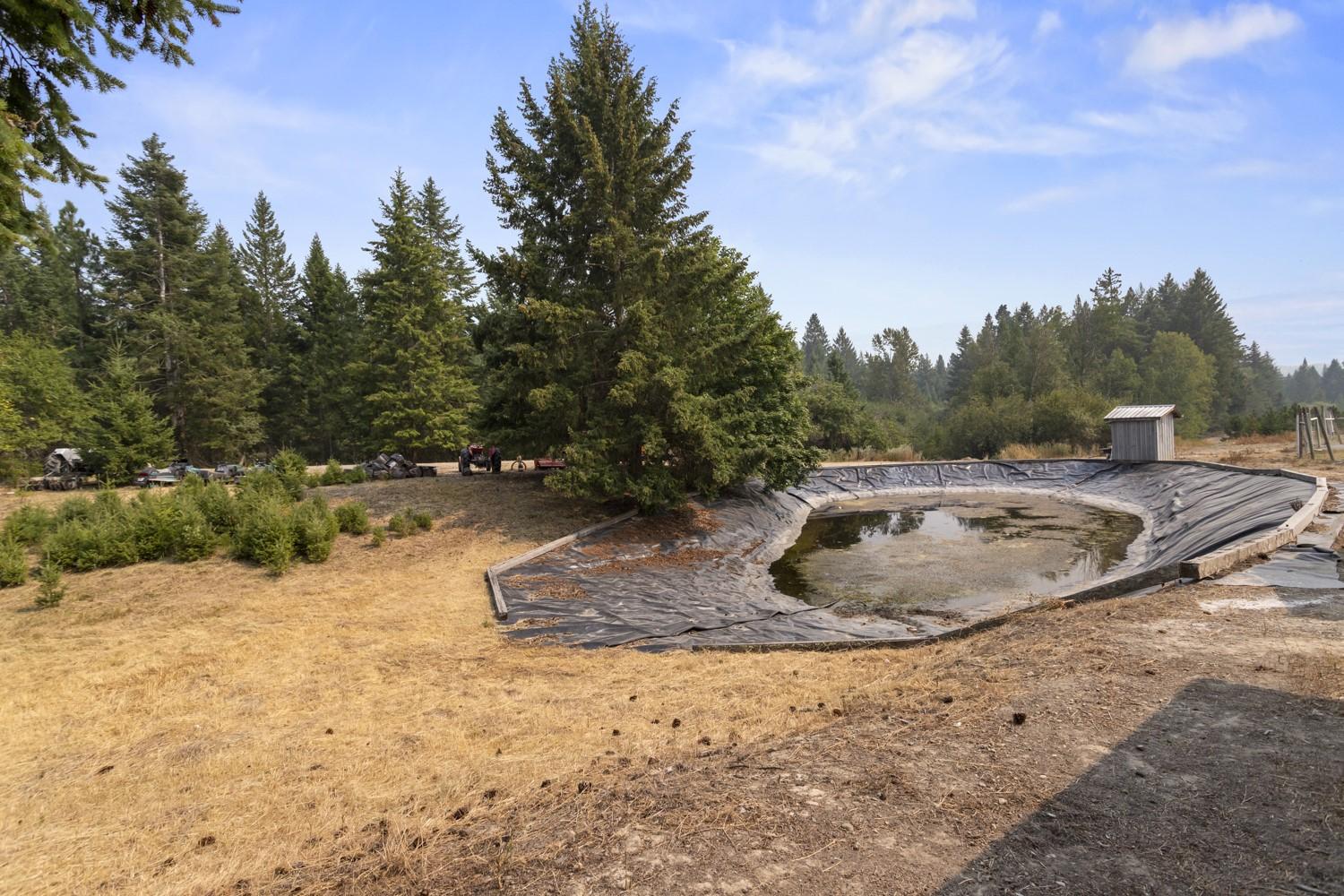 1889 7Th Street, Lister, BC - Outdoor
