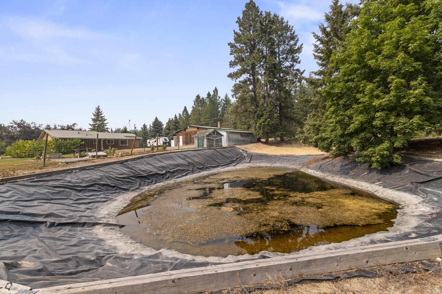1889 7Th Street, Lister, BC - Outdoor