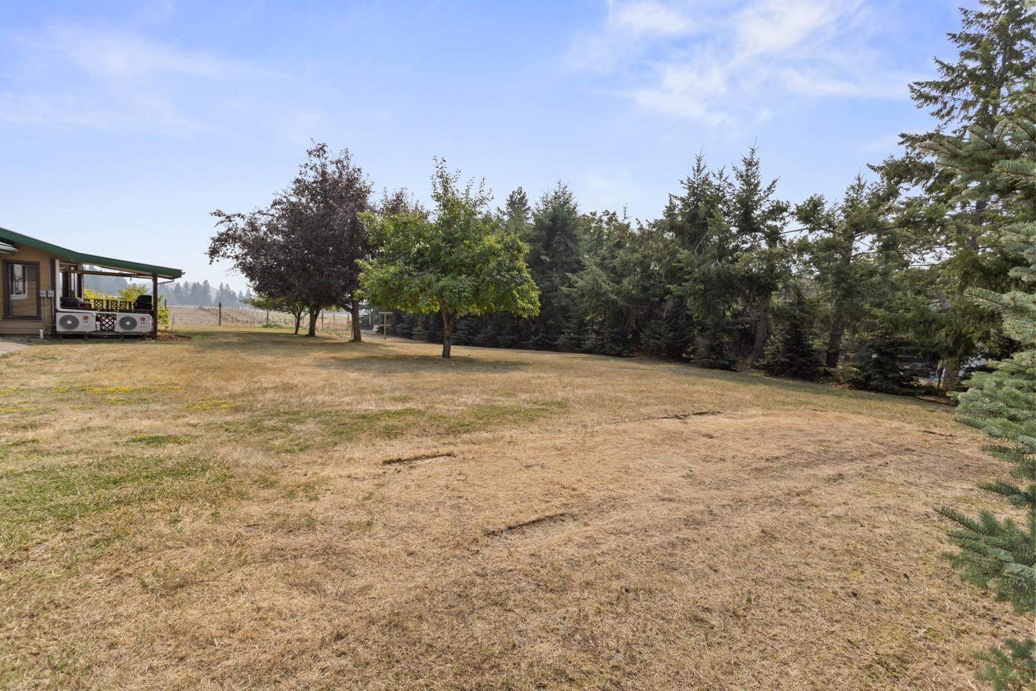 1889 7Th Street, Lister, BC - Outdoor