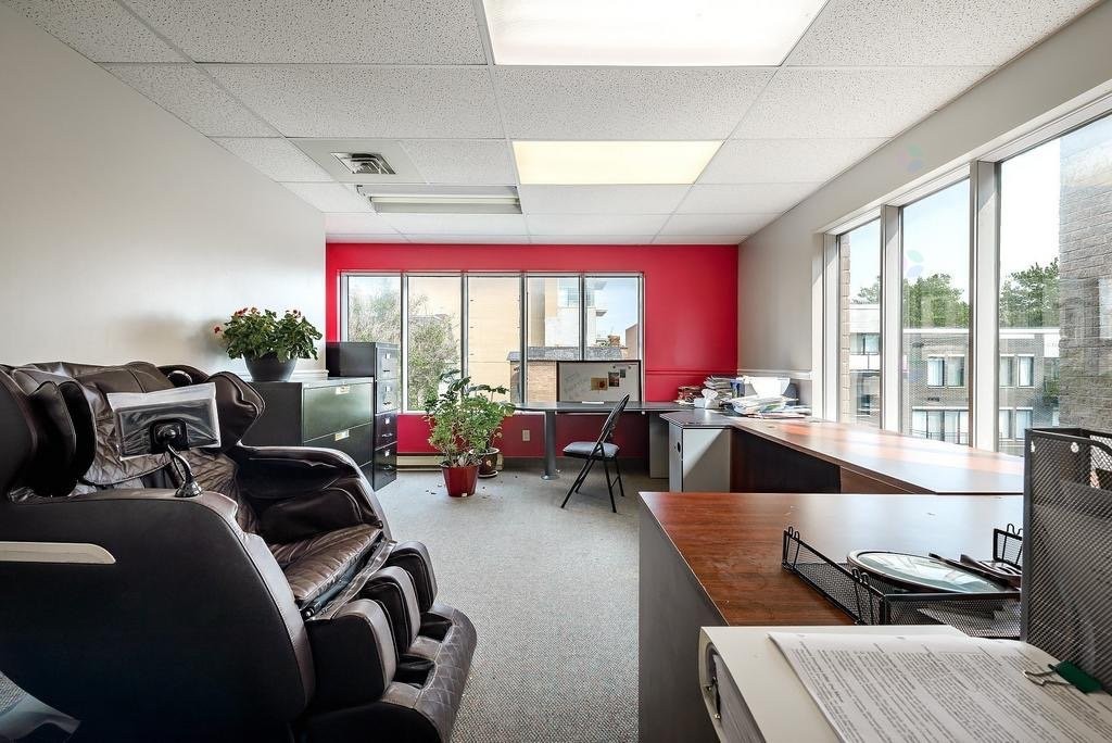 Office - 201-600 Rue Sherbrooke E., Montréal (Ville-Marie), QC - Indoor