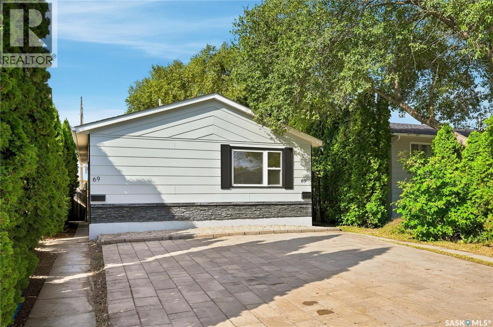69 Rita Crescent, Saskatoon, SK - Outdoor