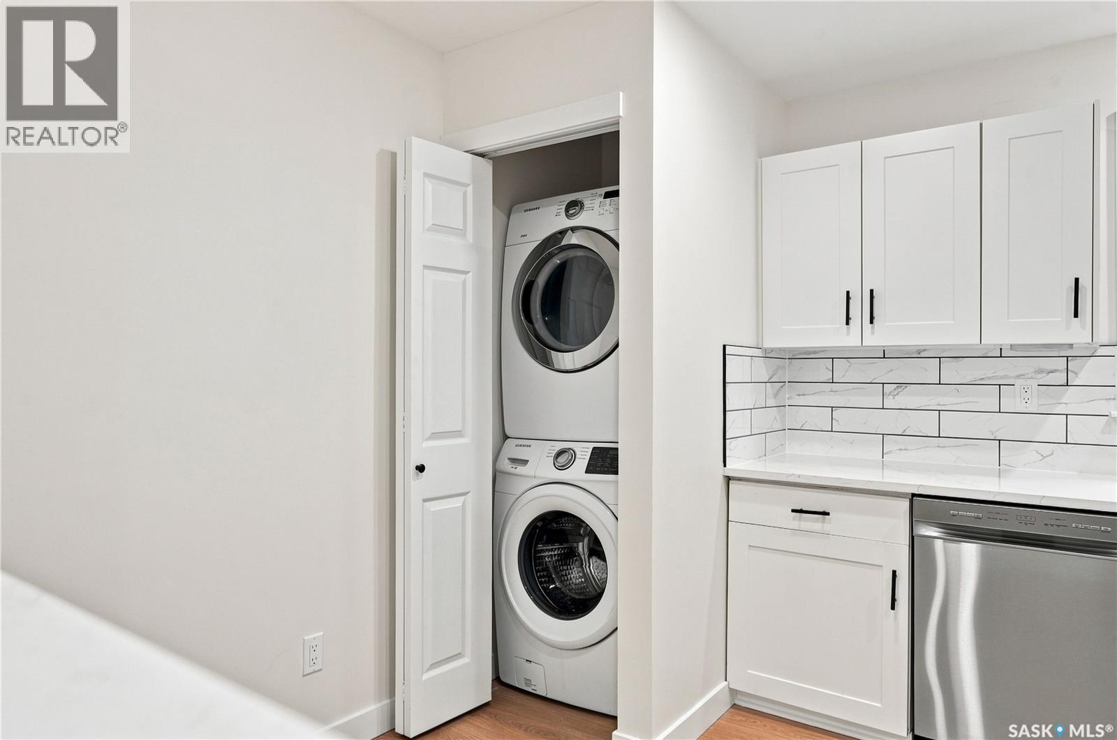 69 Rita Crescent, Saskatoon, SK - Indoor Photo Showing Laundry Room