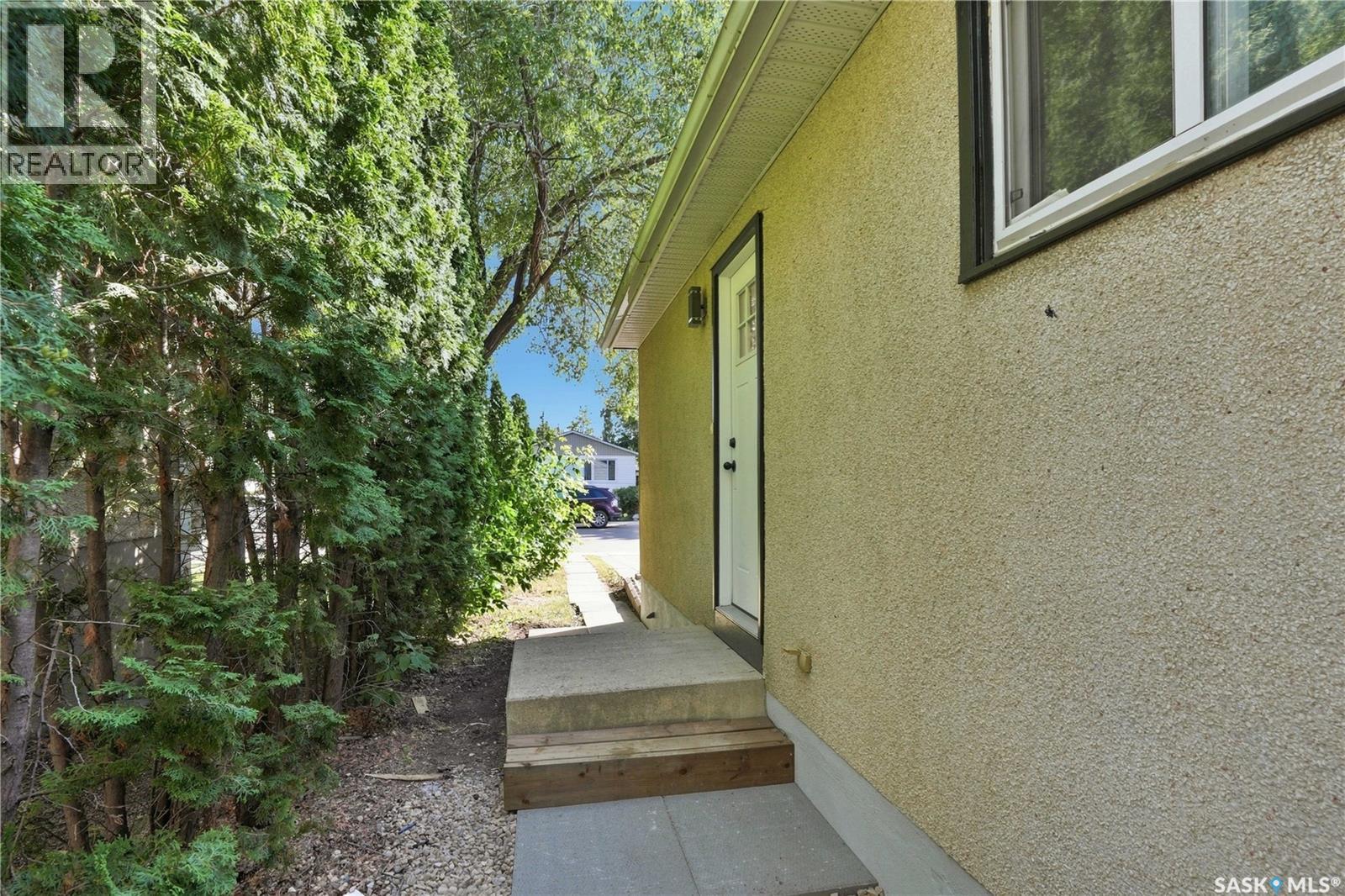 69 Rita Crescent, Saskatoon, SK - Outdoor