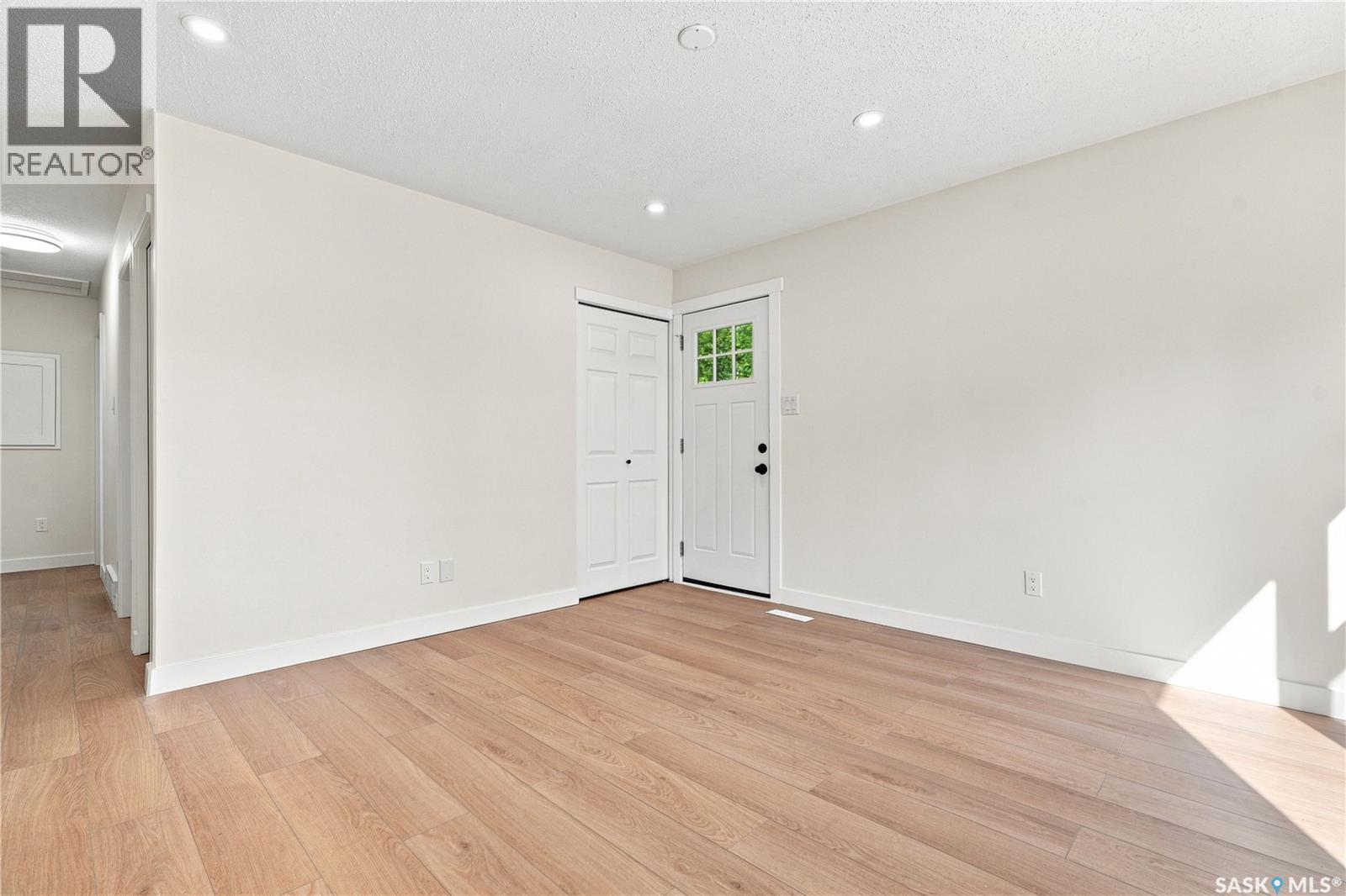 69 Rita Crescent, Saskatoon, SK - Indoor Photo Showing Other Room
