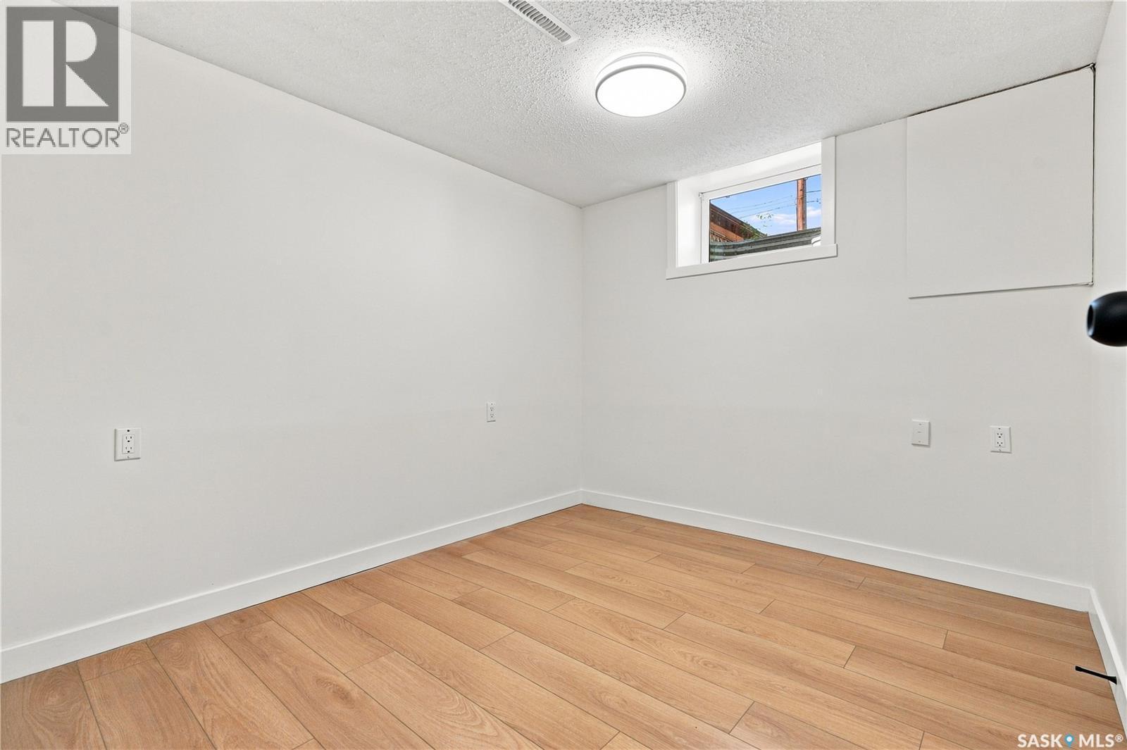 69 Rita Crescent, Saskatoon, SK - Indoor Photo Showing Other Room