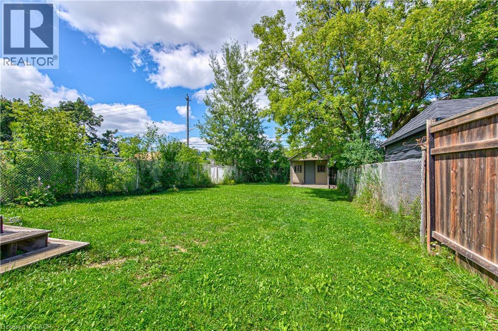 98 Monteagle Crescent, Kitchener, ON - Outdoor