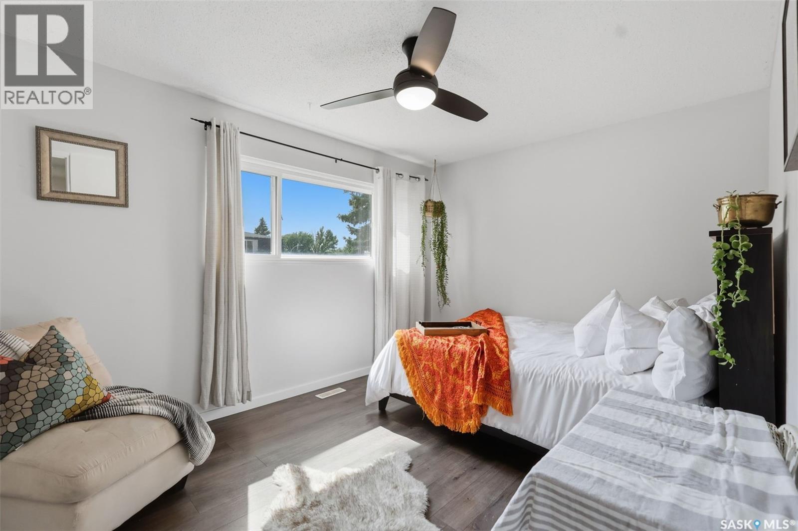 58 120 Acadia Drive, Saskatoon, SK - Indoor Photo Showing Bedroom