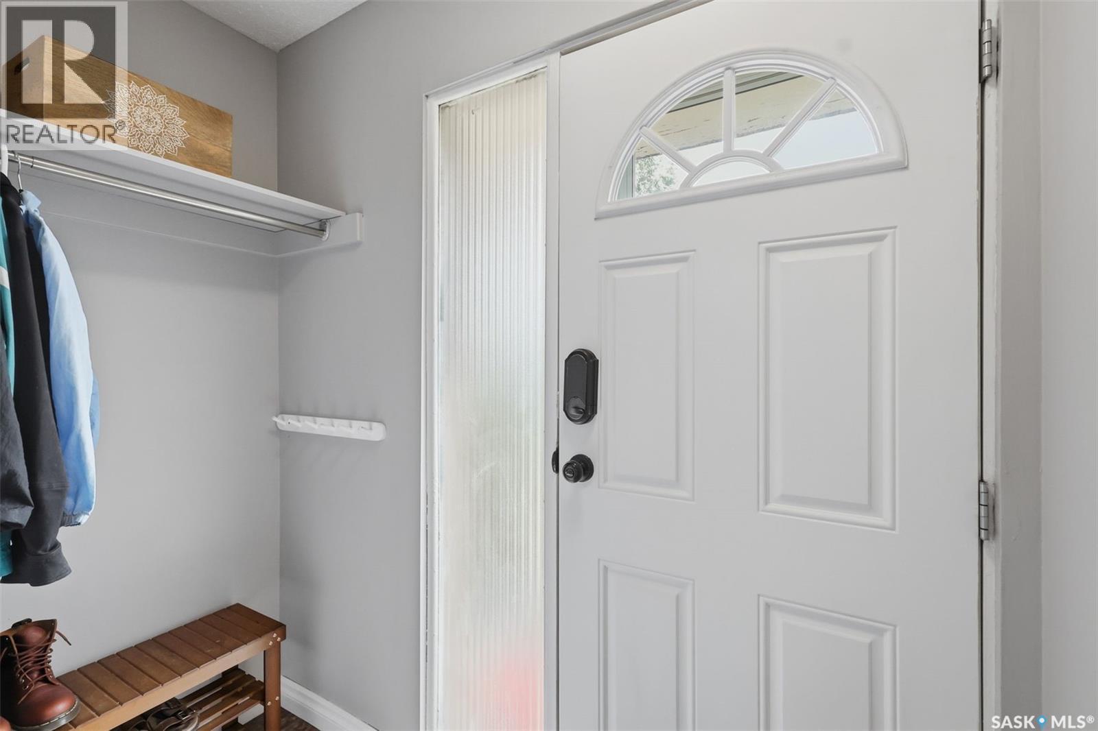 58 120 Acadia Drive, Saskatoon, SK - Indoor