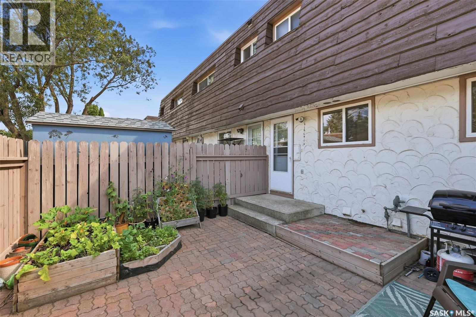 58 120 Acadia Drive, Saskatoon, SK - Outdoor With Exterior