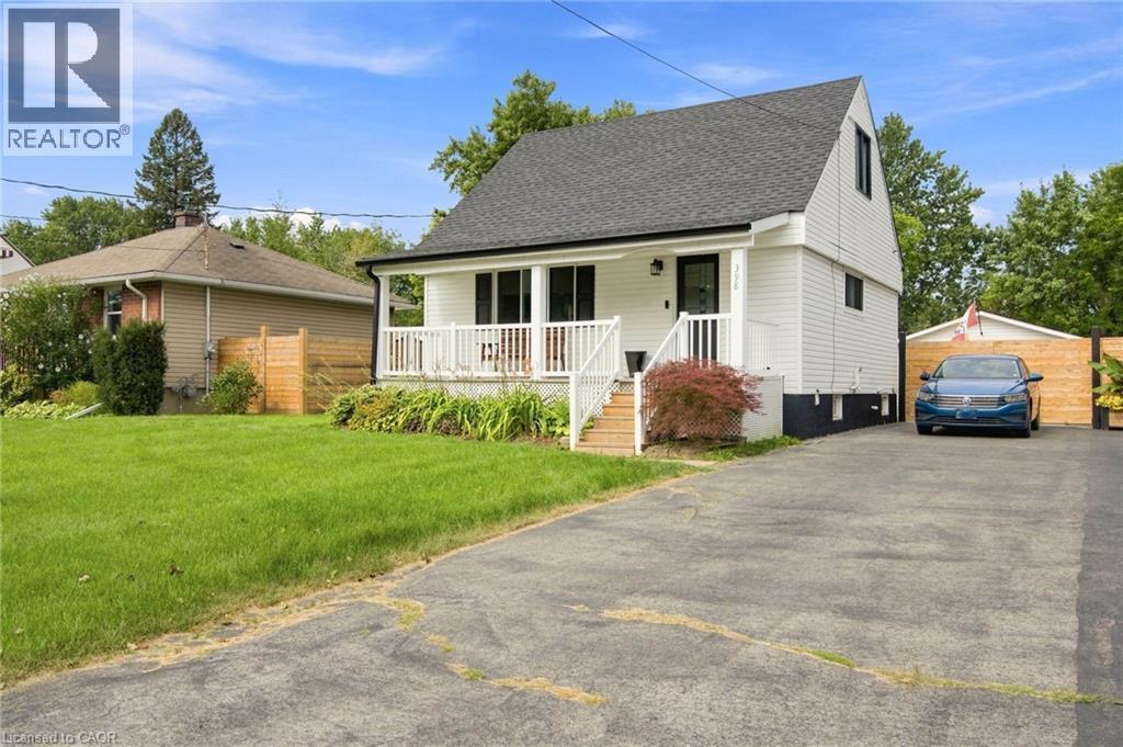 398 East 38Th Street, Hamilton, ON - Outdoor With Deck Patio Veranda