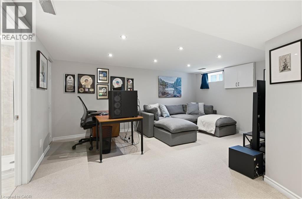 398 East 38Th Street, Hamilton, ON - Indoor