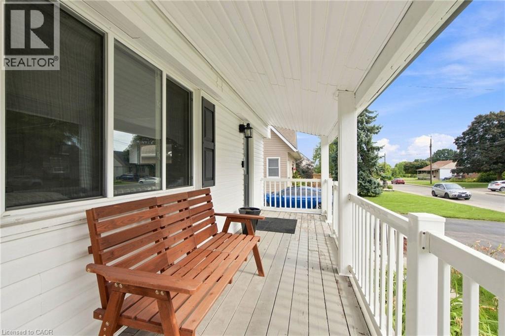 398 East 38Th Street, Hamilton, ON - Outdoor With Deck Patio Veranda With Exterior