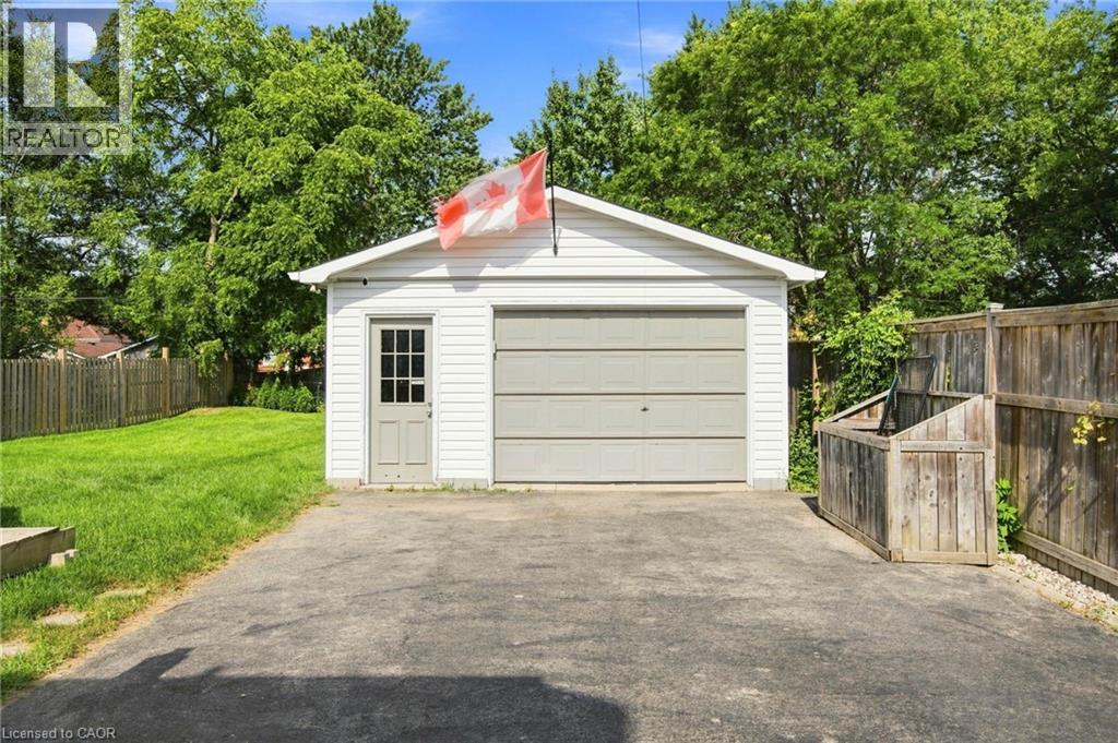 398 East 38Th Street, Hamilton, ON - Outdoor