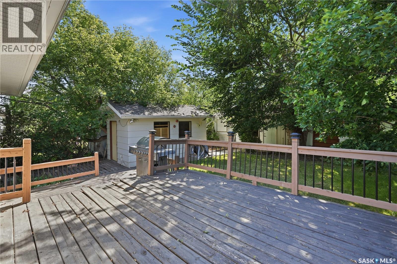 632 Grey Street, Regina, SK - Outdoor With Deck Patio Veranda