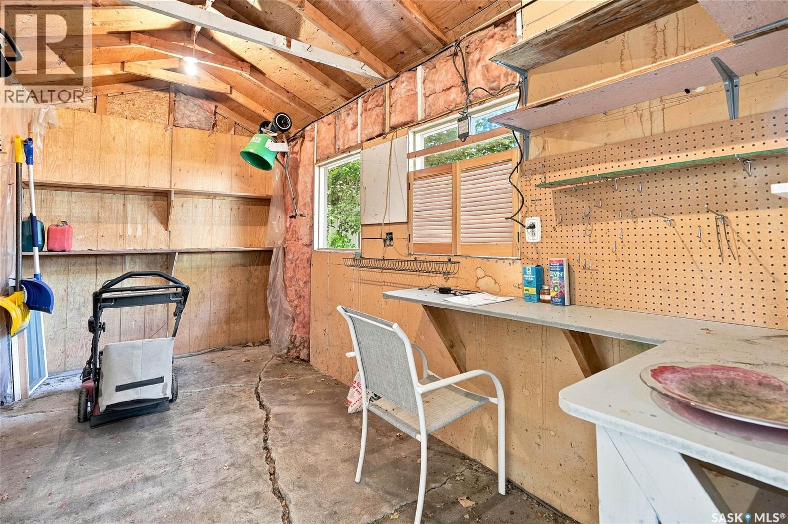632 Grey Street, Regina, SK - Indoor