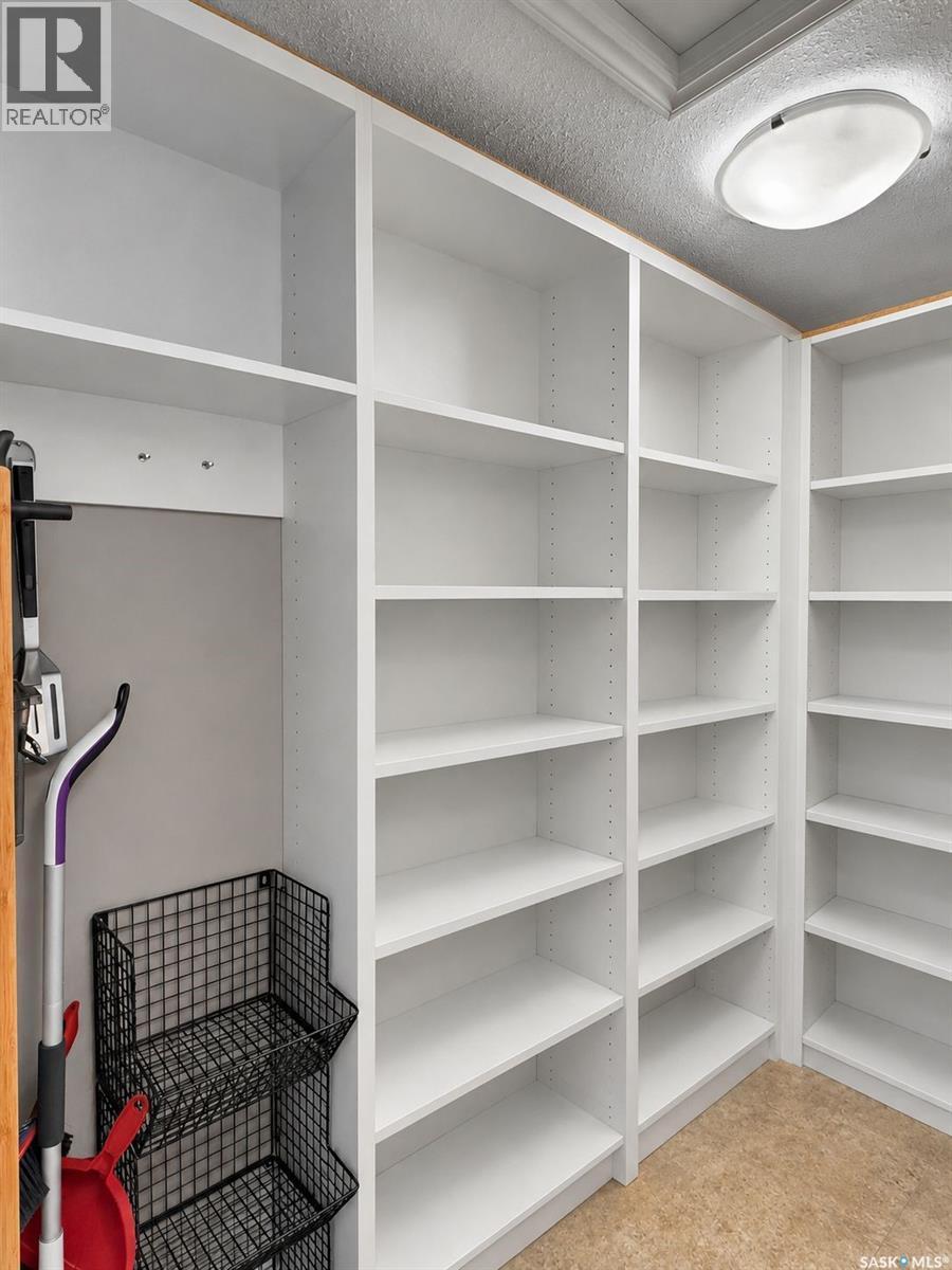 104 Shepherd Crescent, Saskatoon, SK - Indoor With Storage