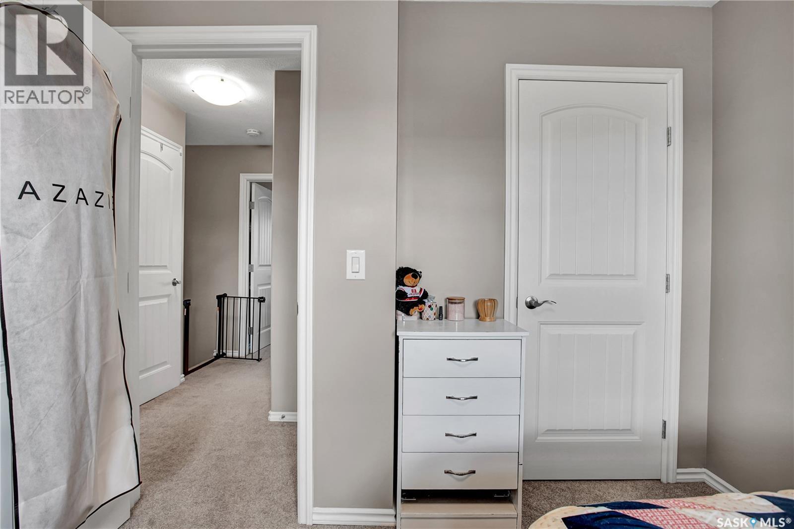 104 Shepherd Crescent, Saskatoon, SK - Indoor Photo Showing Bedroom