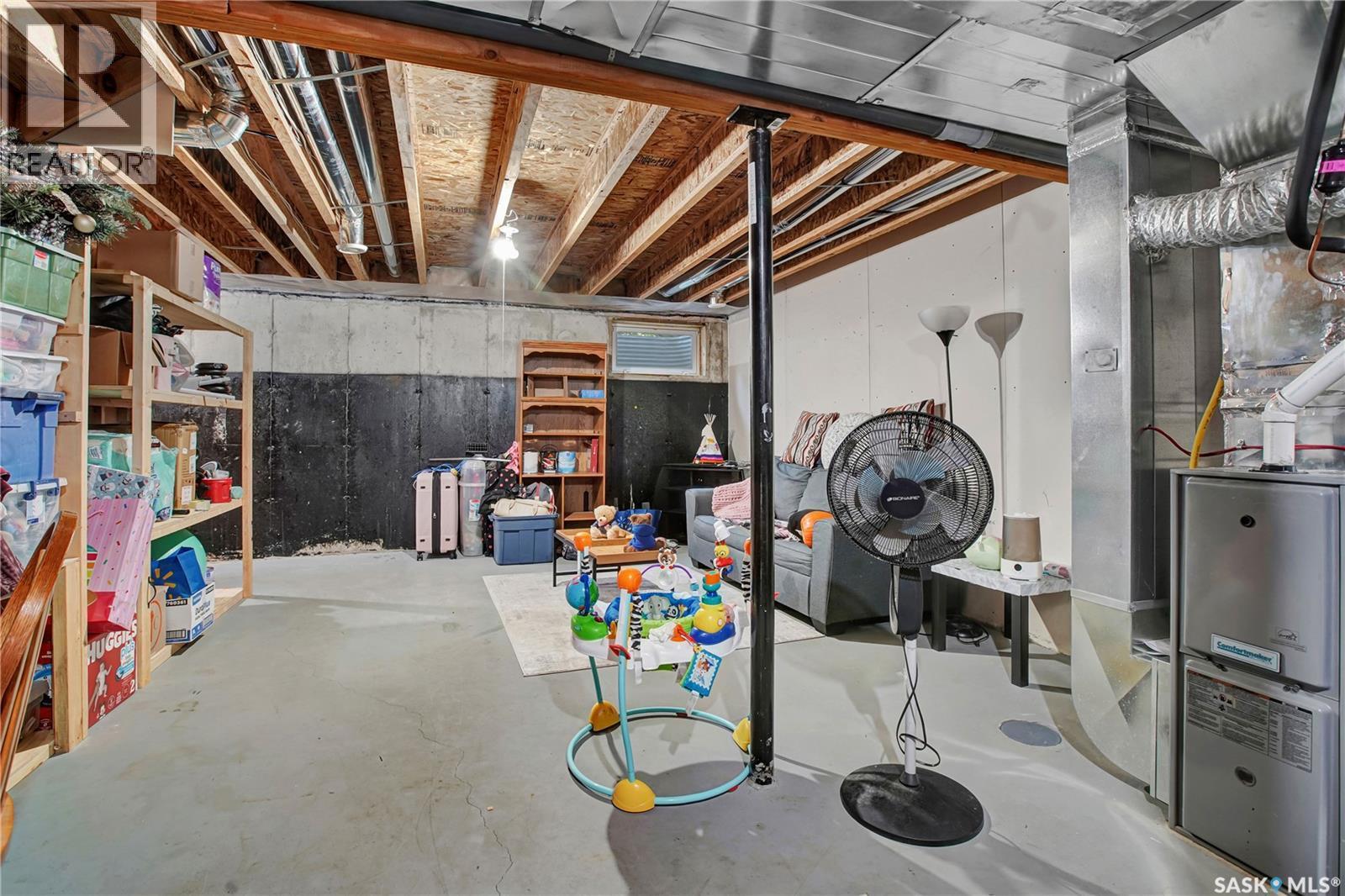 104 Shepherd Crescent, Saskatoon, SK - Indoor Photo Showing Basement