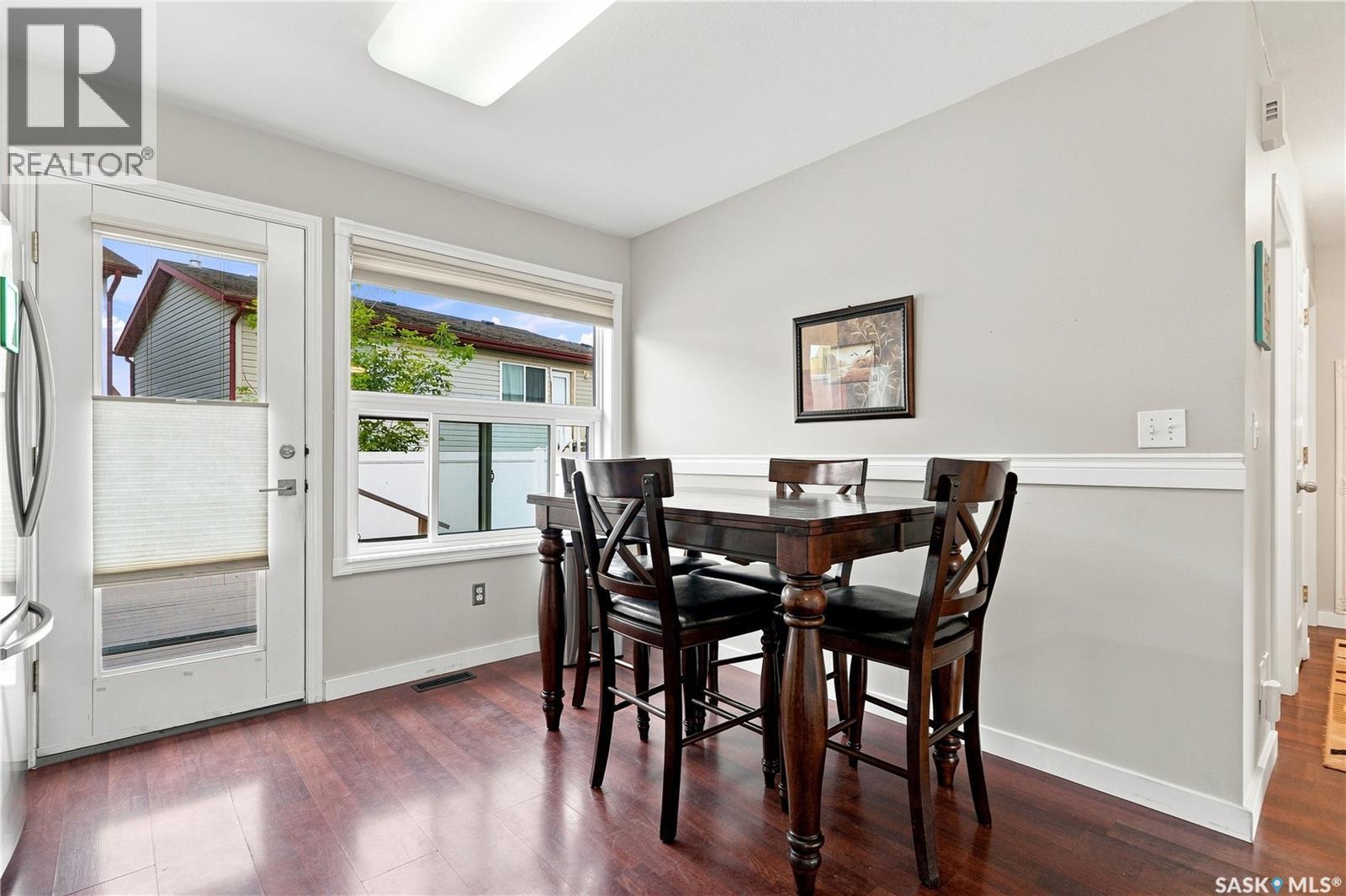18 143 Gropper Crescent, Saskatoon, SK - Indoor Photo Showing Dining Room