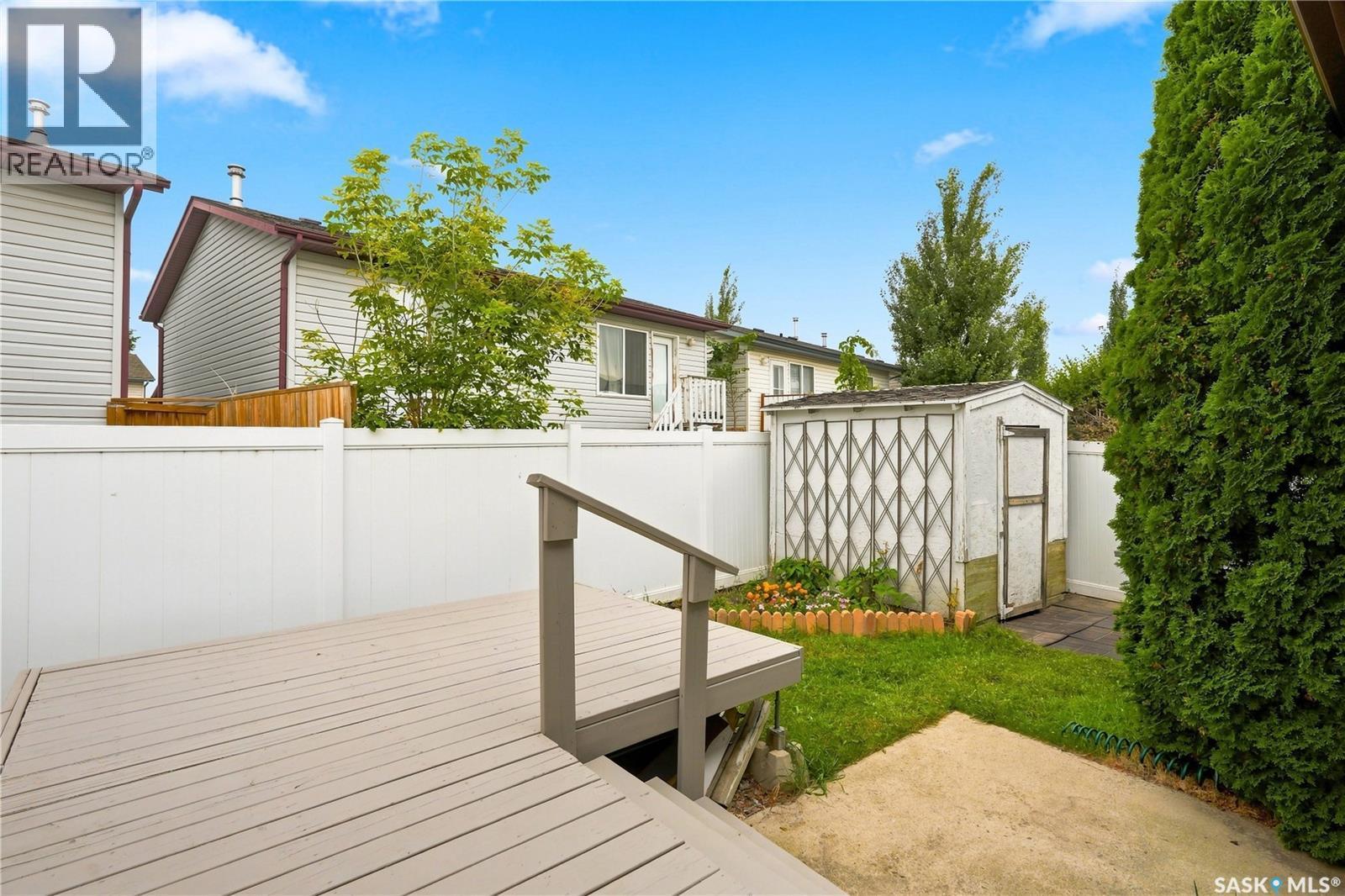 18 143 Gropper Crescent, Saskatoon, SK - Outdoor With Exterior