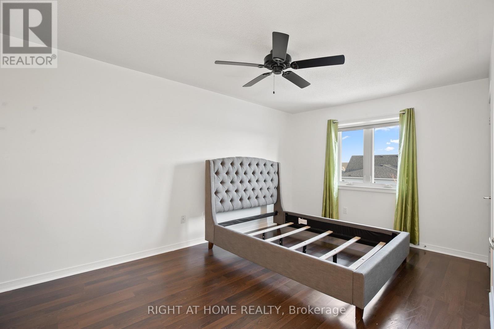 71 Hutton Place, Clarington, ON - Indoor