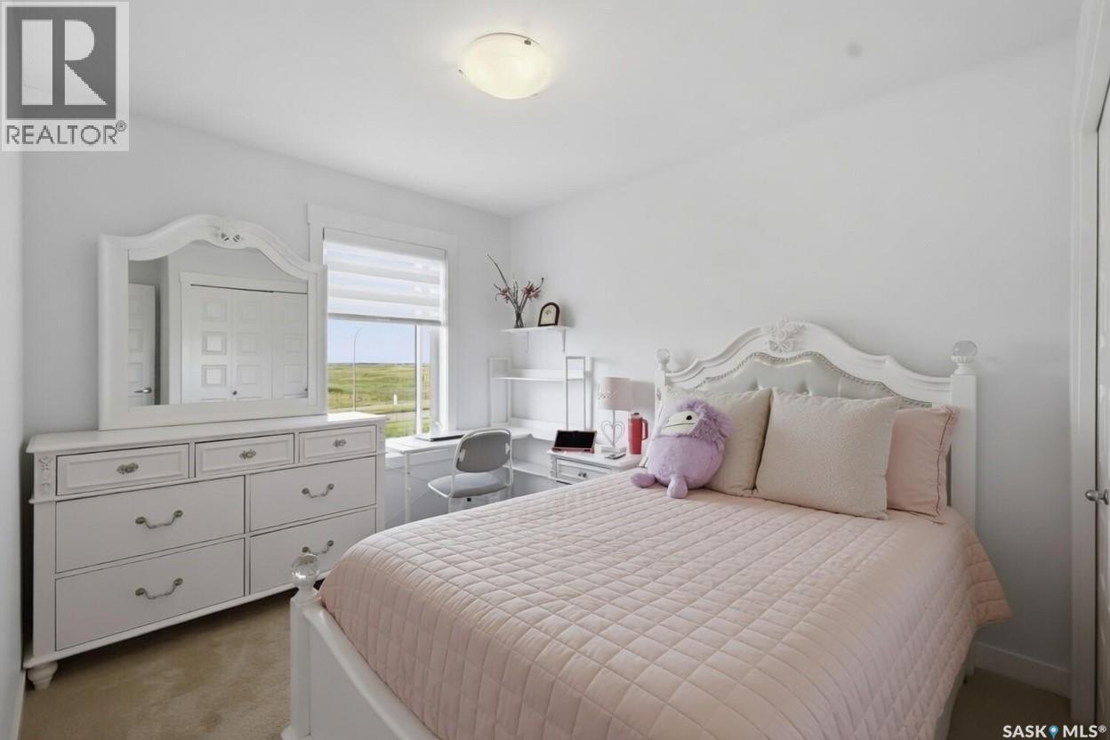 31 510 Kloppenburg Crescent, Saskatoon, SK - Indoor Photo Showing Bedroom