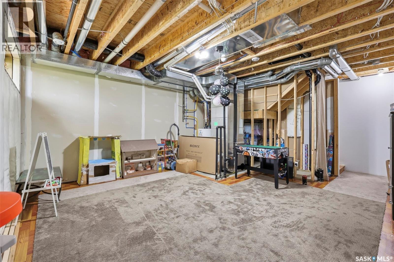 31 510 Kloppenburg Crescent, Saskatoon, SK - Indoor Photo Showing Basement