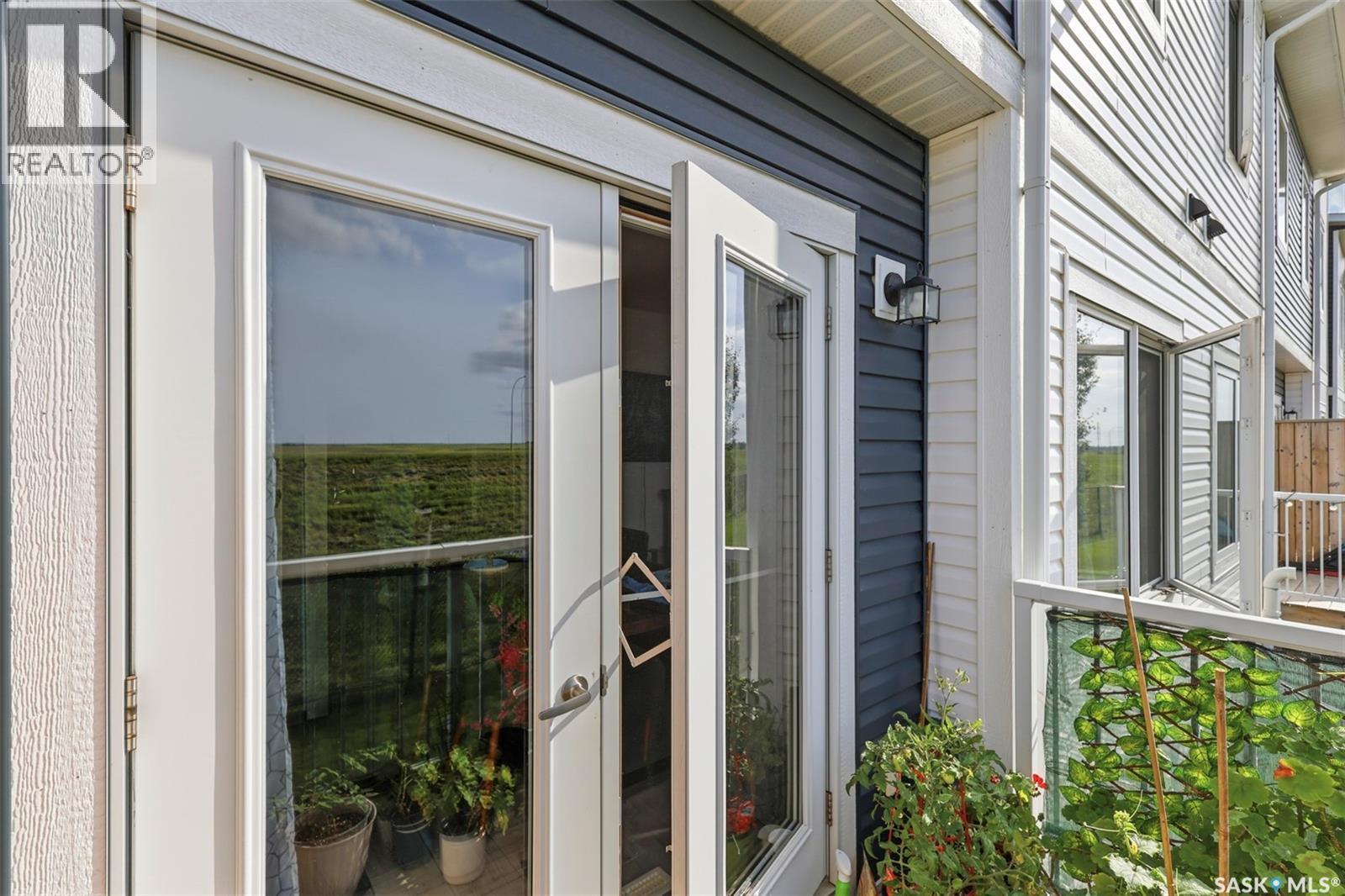 31 510 Kloppenburg Crescent, Saskatoon, SK - Outdoor With Exterior