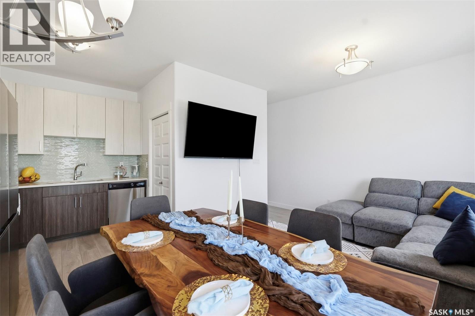 31 510 Kloppenburg Crescent, Saskatoon, SK - Indoor