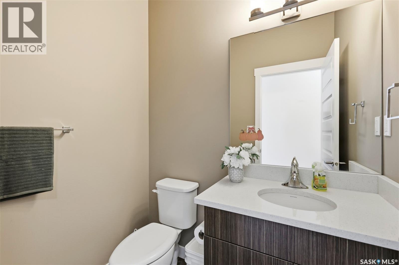 31 510 Kloppenburg Crescent, Saskatoon, SK - Indoor Photo Showing Bathroom