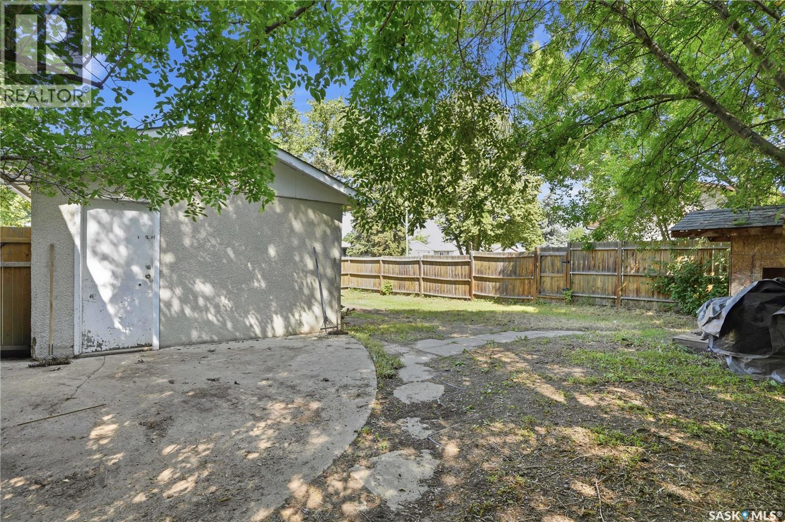 3234 Maxwell Street, Saskatoon, SK - Outdoor
