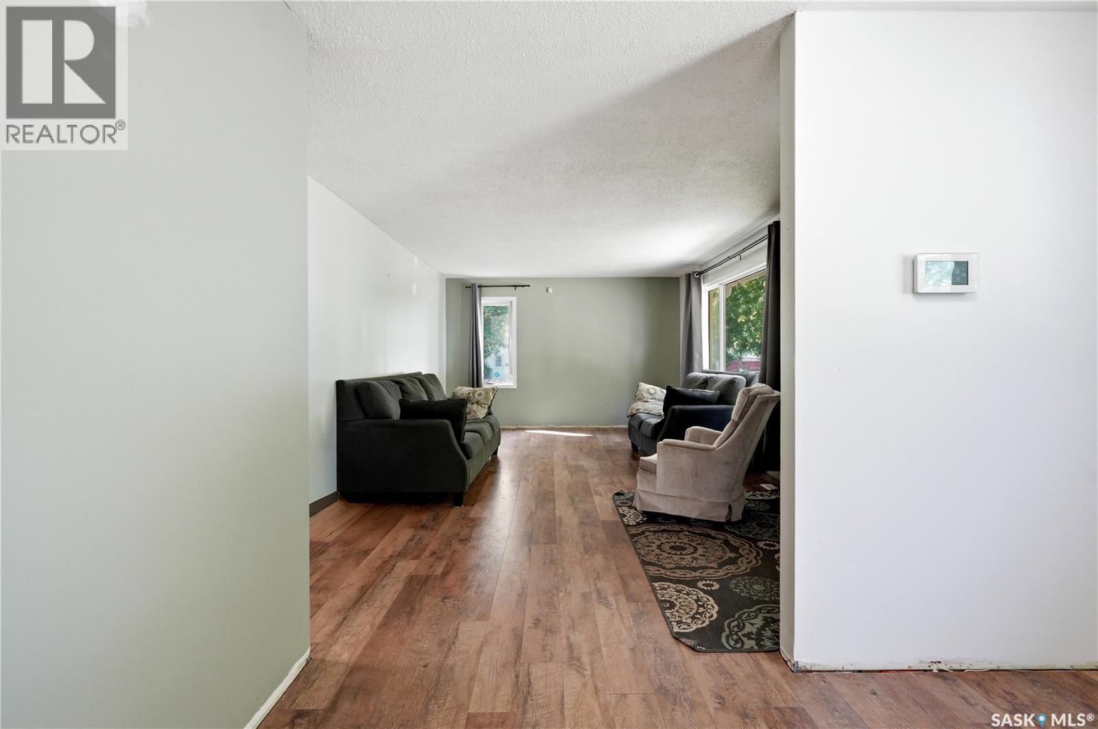 3234 Maxwell Street, Saskatoon, SK - Indoor
