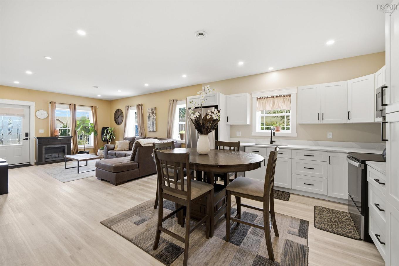520 Truro Heights Road, Truro Heights, NS - Indoor