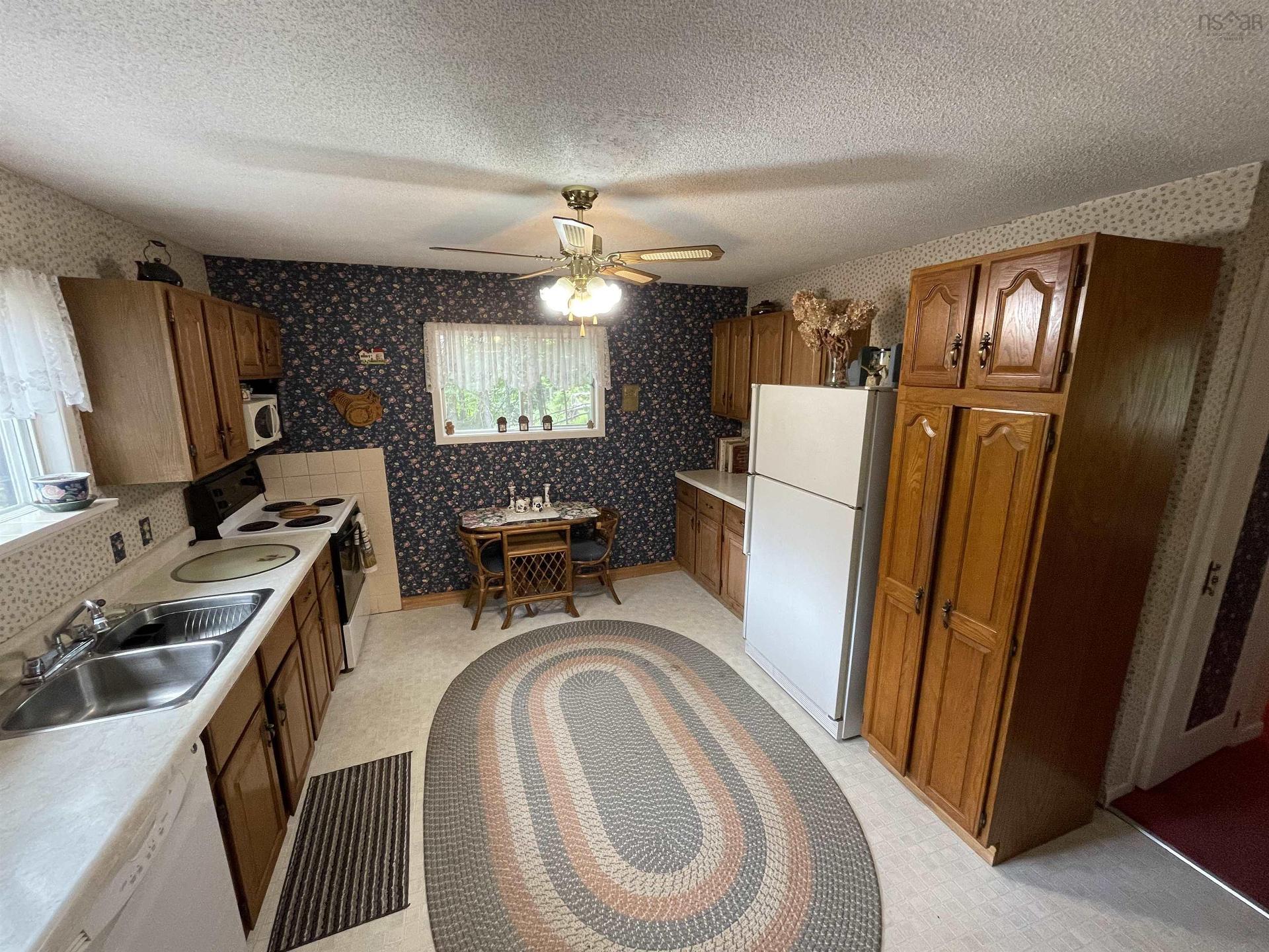 9 Fundy Drive, Truro, NS - Indoor Photo Showing Kitchen With Double Sink