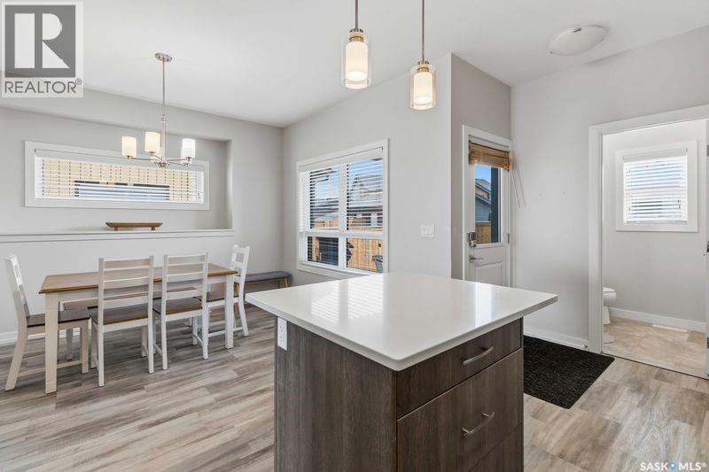 635 Evergreen Boulevard, Saskatoon, SK - Indoor Photo Showing Dining Room