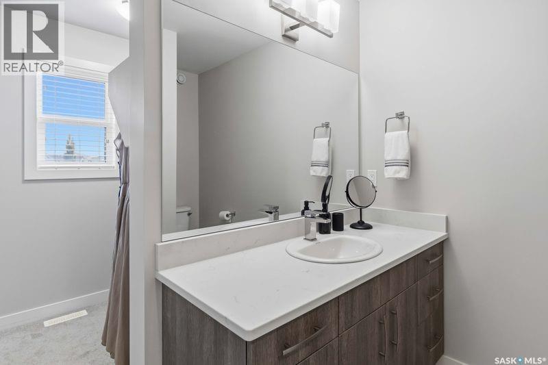 635 Evergreen Boulevard, Saskatoon, SK - Indoor Photo Showing Bathroom