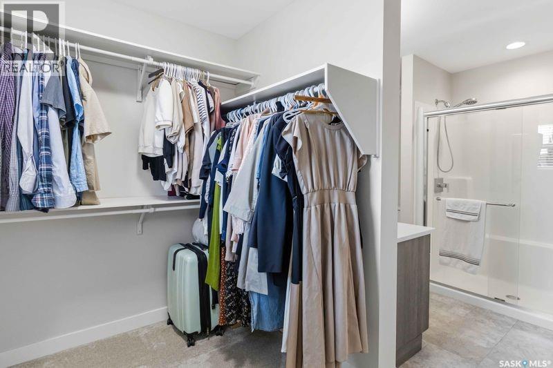 635 Evergreen Boulevard, Saskatoon, SK - Indoor With Storage