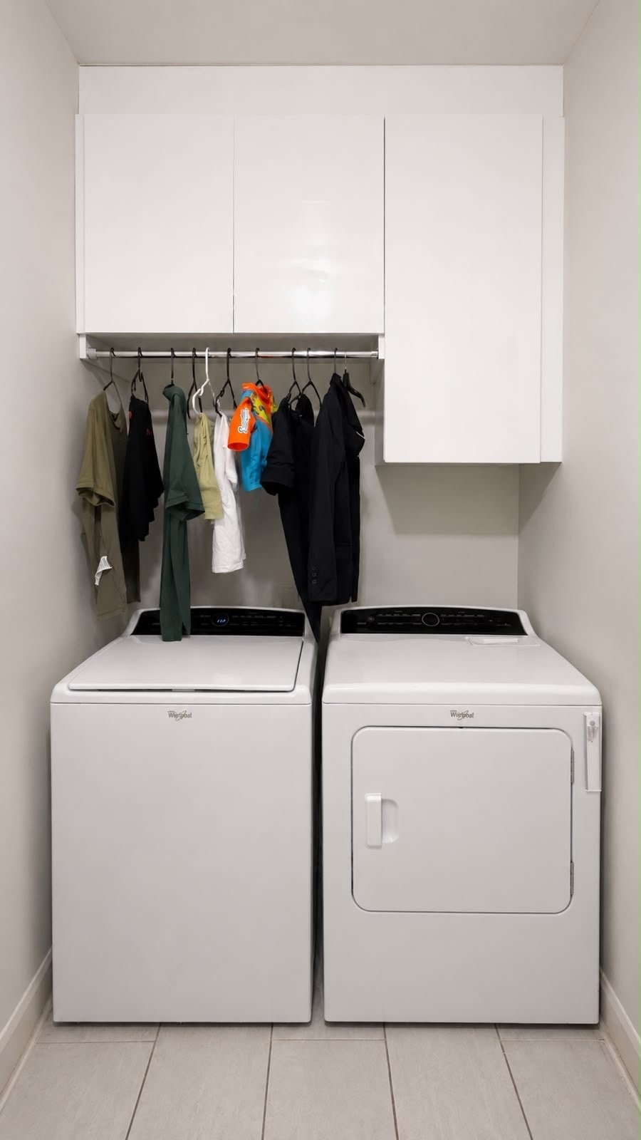 Salle de lavage - 1739 Rue Lavoie, Laval (Vimont), QC - Indoor Photo Showing Laundry Room