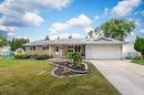 18 Bromley Pl, Winnipeg, MB  - Outdoor With Facade 