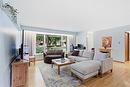18 Bromley Pl, Winnipeg, MB  - Indoor Photo Showing Living Room 