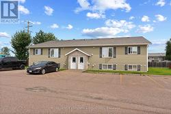 5 Renfrew St - 