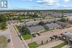5 Renfrew St - 