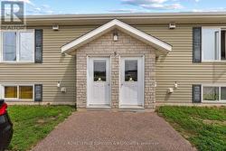 5 Renfrew St - 