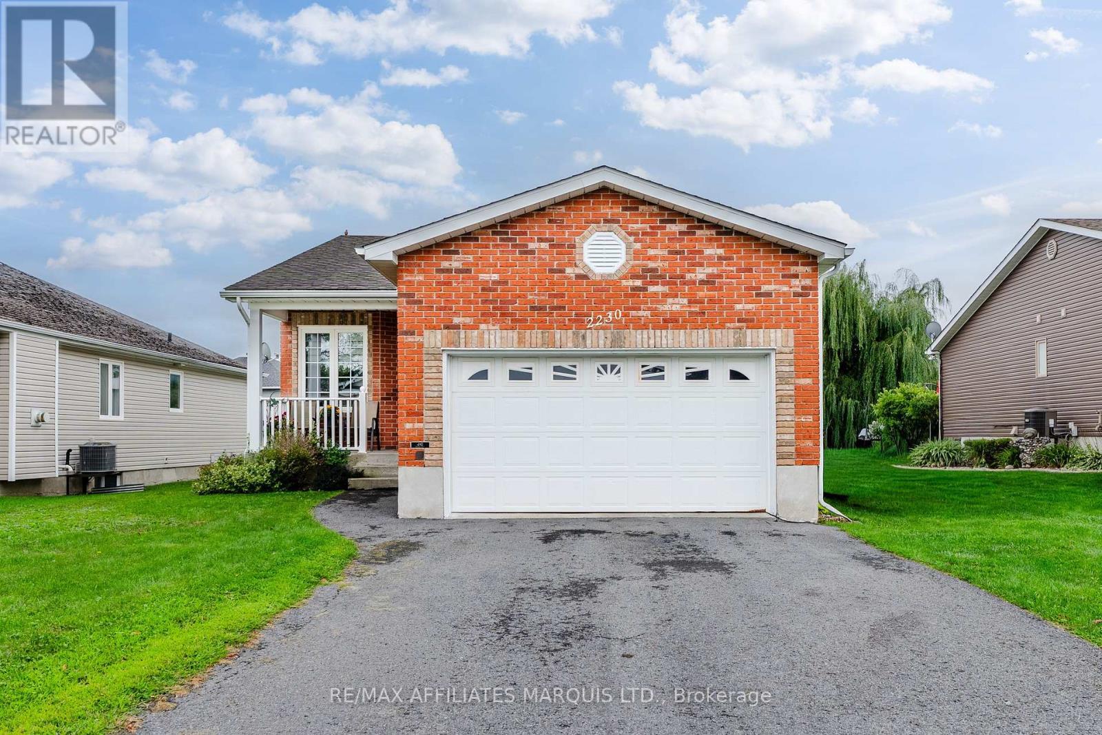 2230 Glen Brook Drive, Cornwall, ON - Outdoor