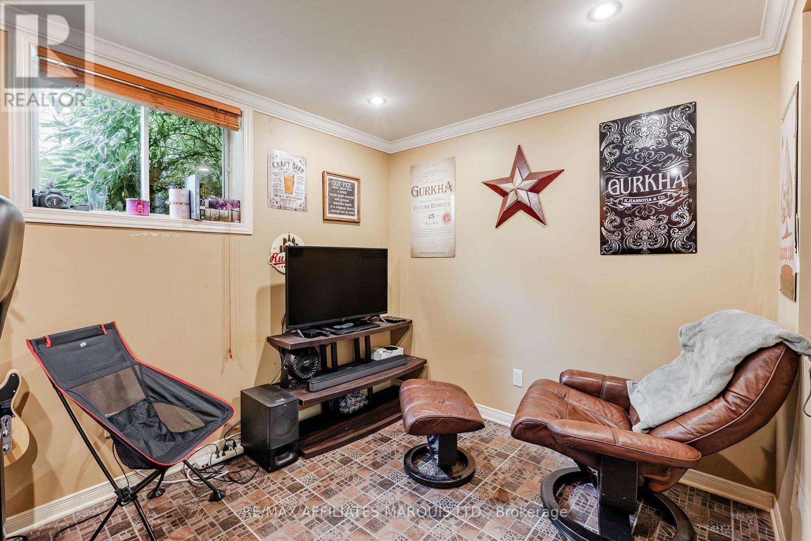 2230 Glen Brook Drive, Cornwall, ON - Indoor Photo Showing Other Room
