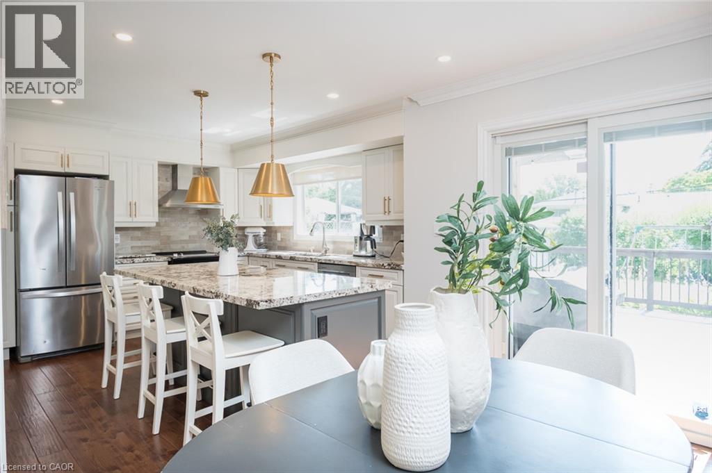 5410 Clive Crescent, Burlington, ON - Indoor